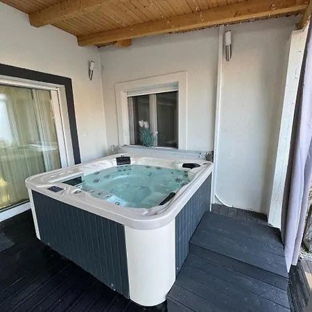 Bogyo Family Land Apartment Budapest