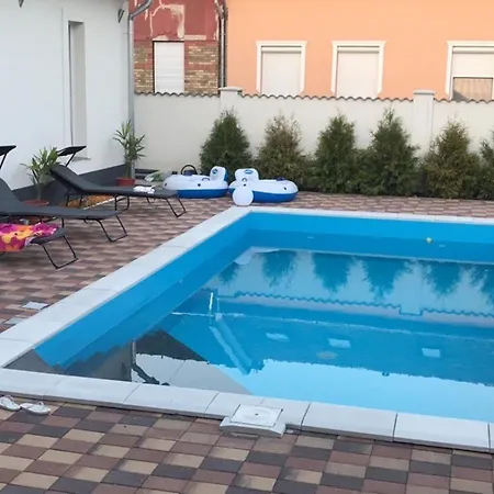 Bogyo Family Land * Budapest